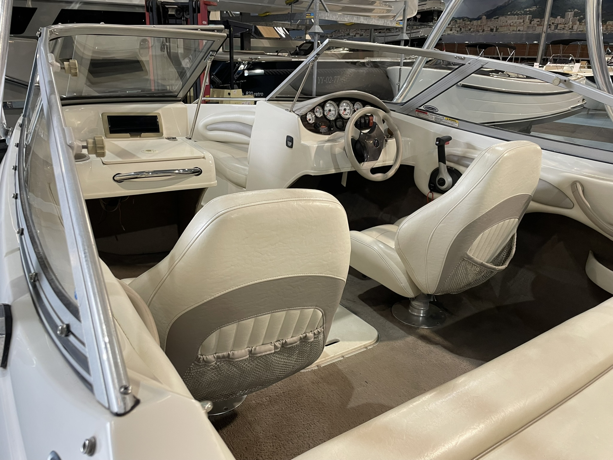 Stingray 185 LX met 130 pk MerCruiser