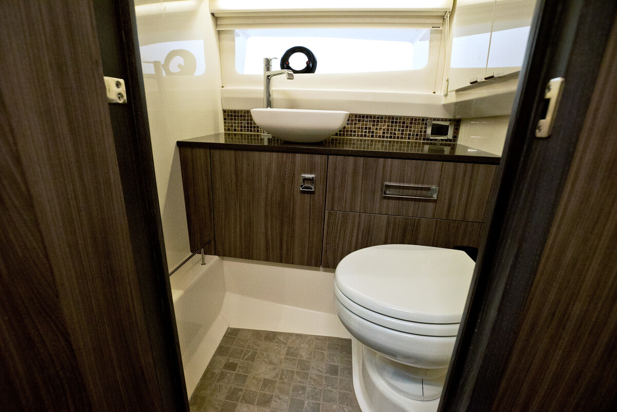 Sea Ray SLX 400