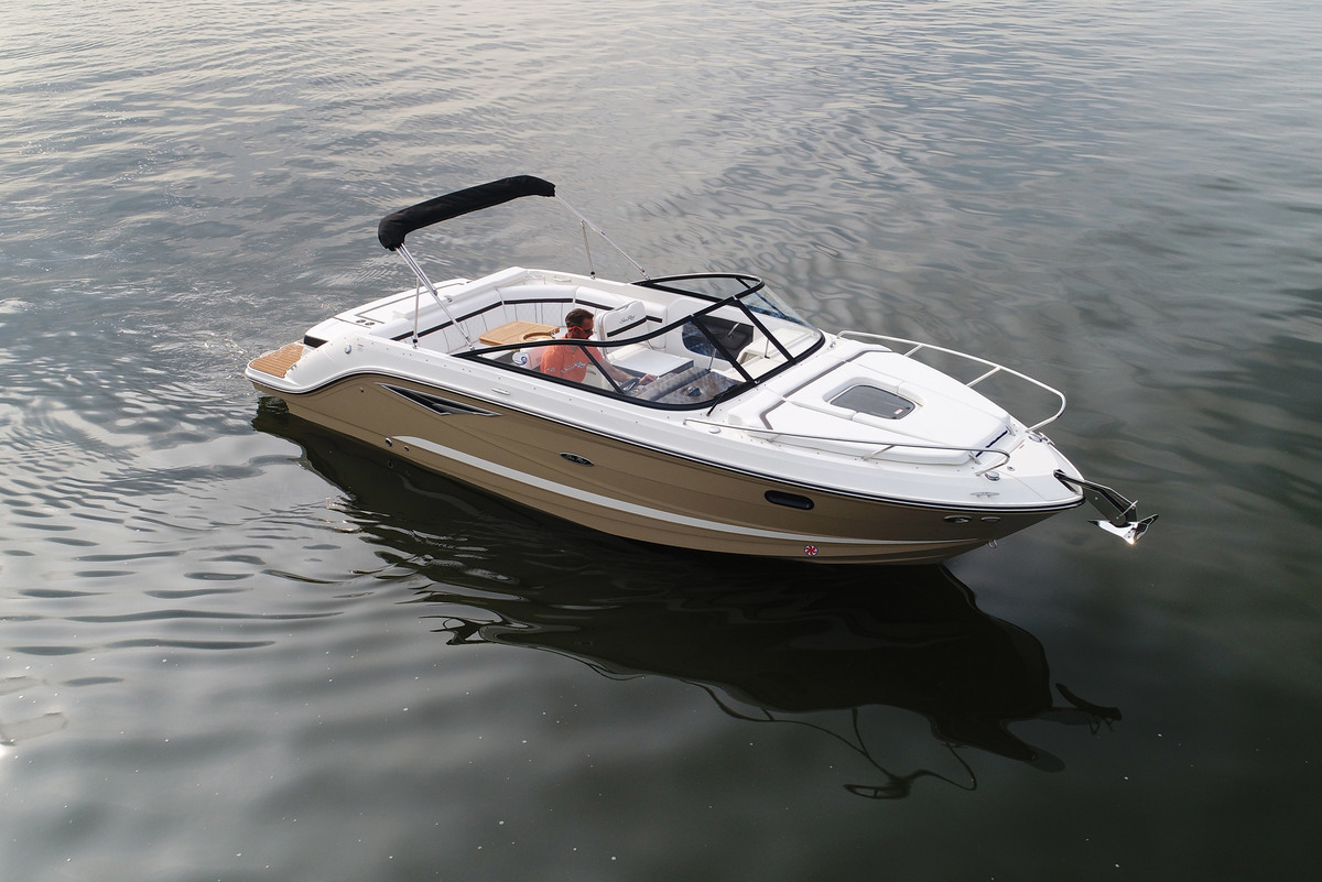 Sea Ray Sun Sport 250