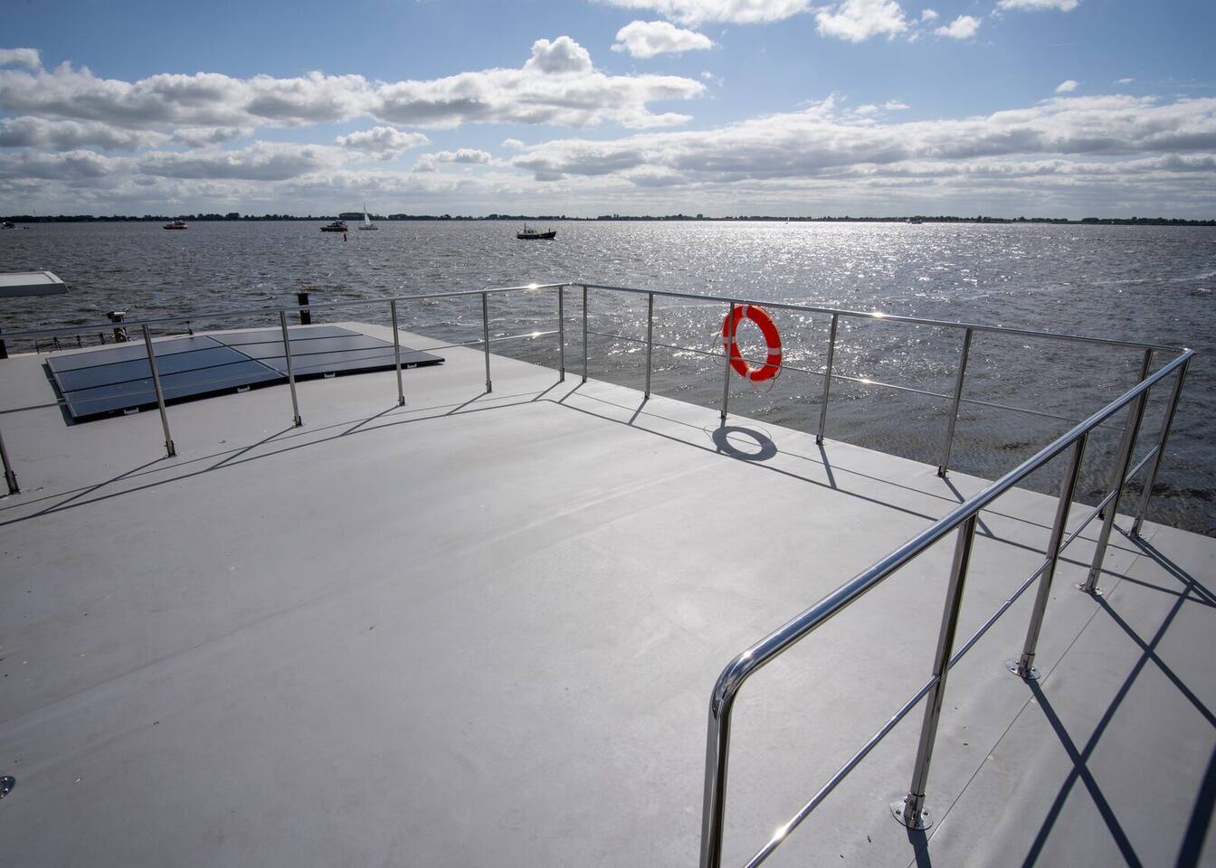 La Mare Houseboat Apartboat XL