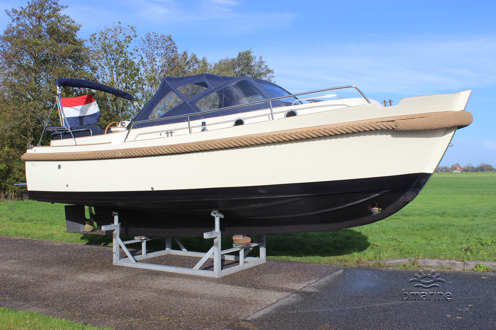 Interboat Intercruiser 27 Cabin