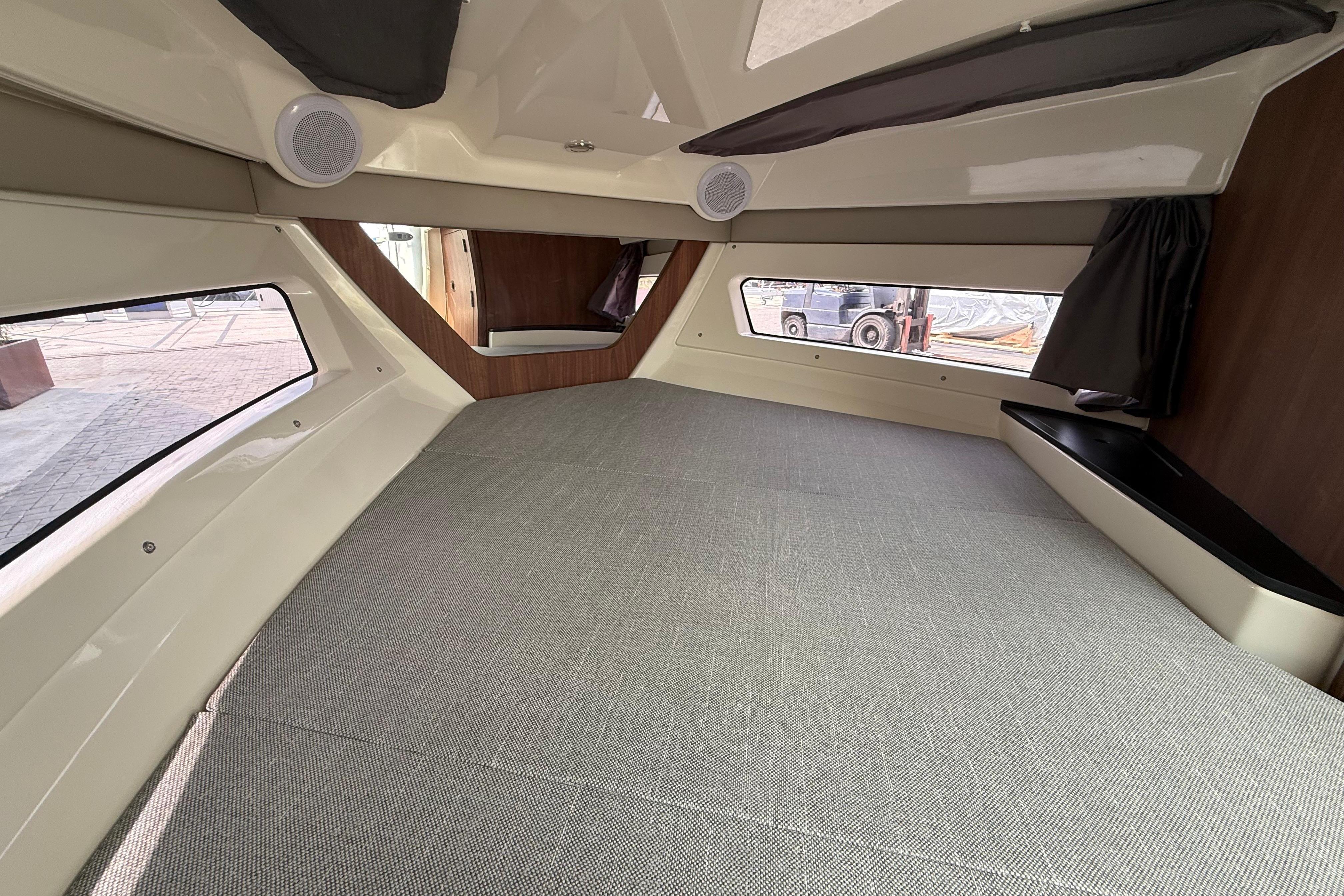 Quicksilver Activ 755 Cruiser