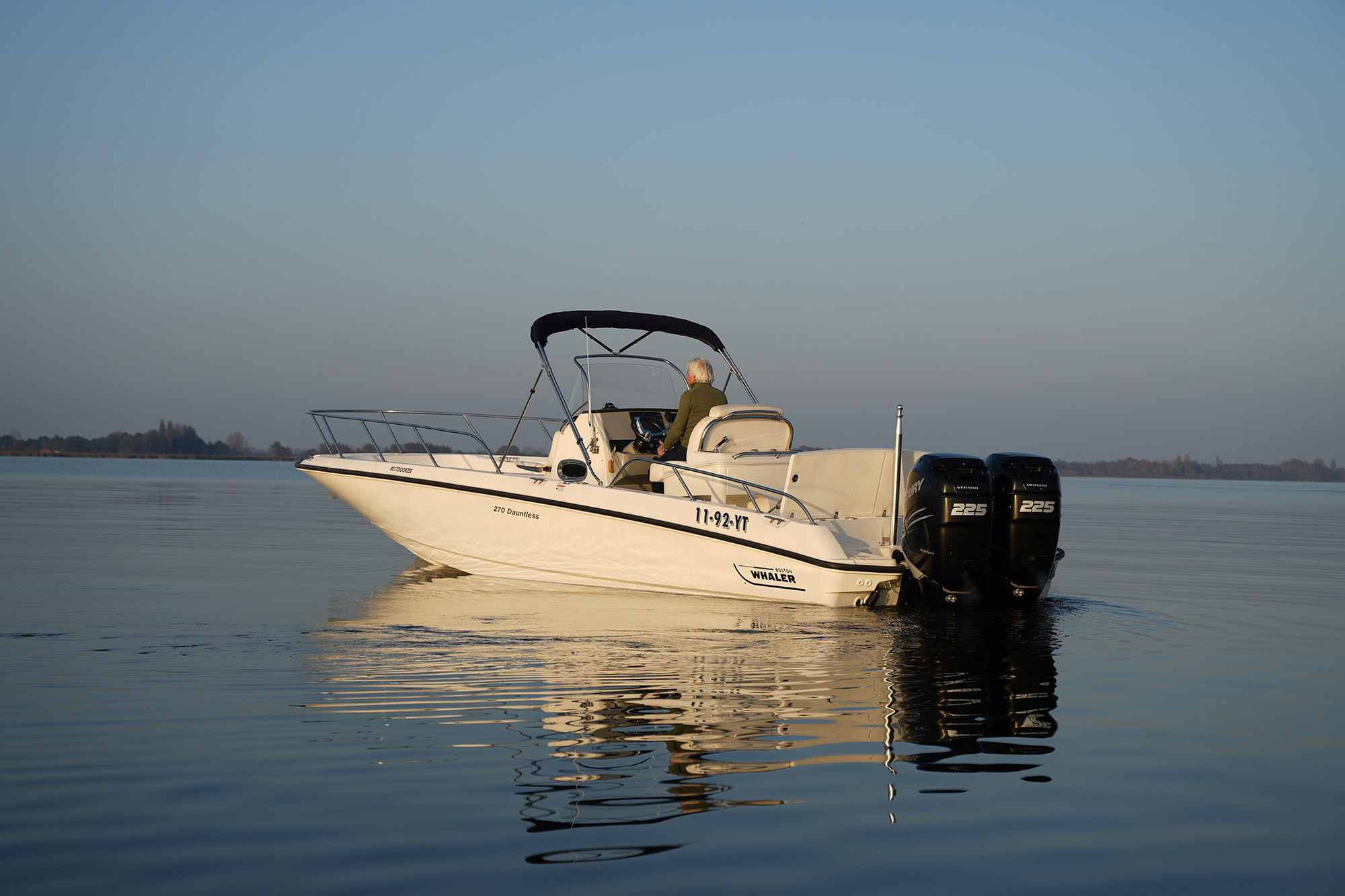Boston Whaler 270 Dauntless