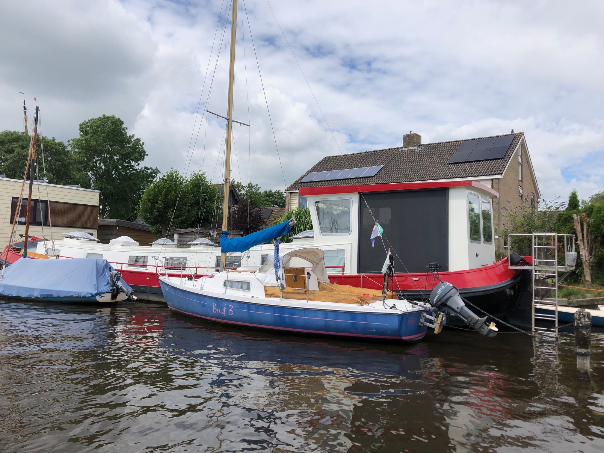 Woonboot 19.00 Geen Ligplaats