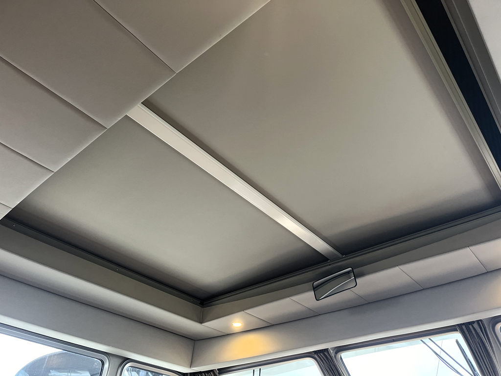 Linssen Grand Sturdy 470 Sedan Wheelhouse