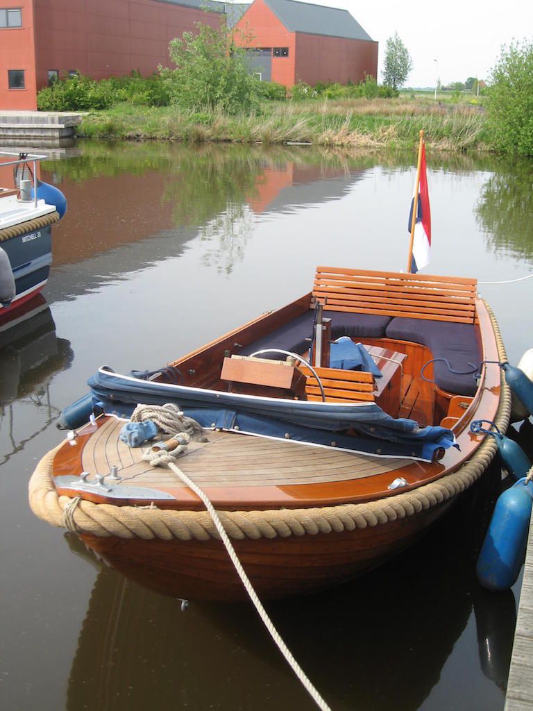 Helderse Houten Sloep