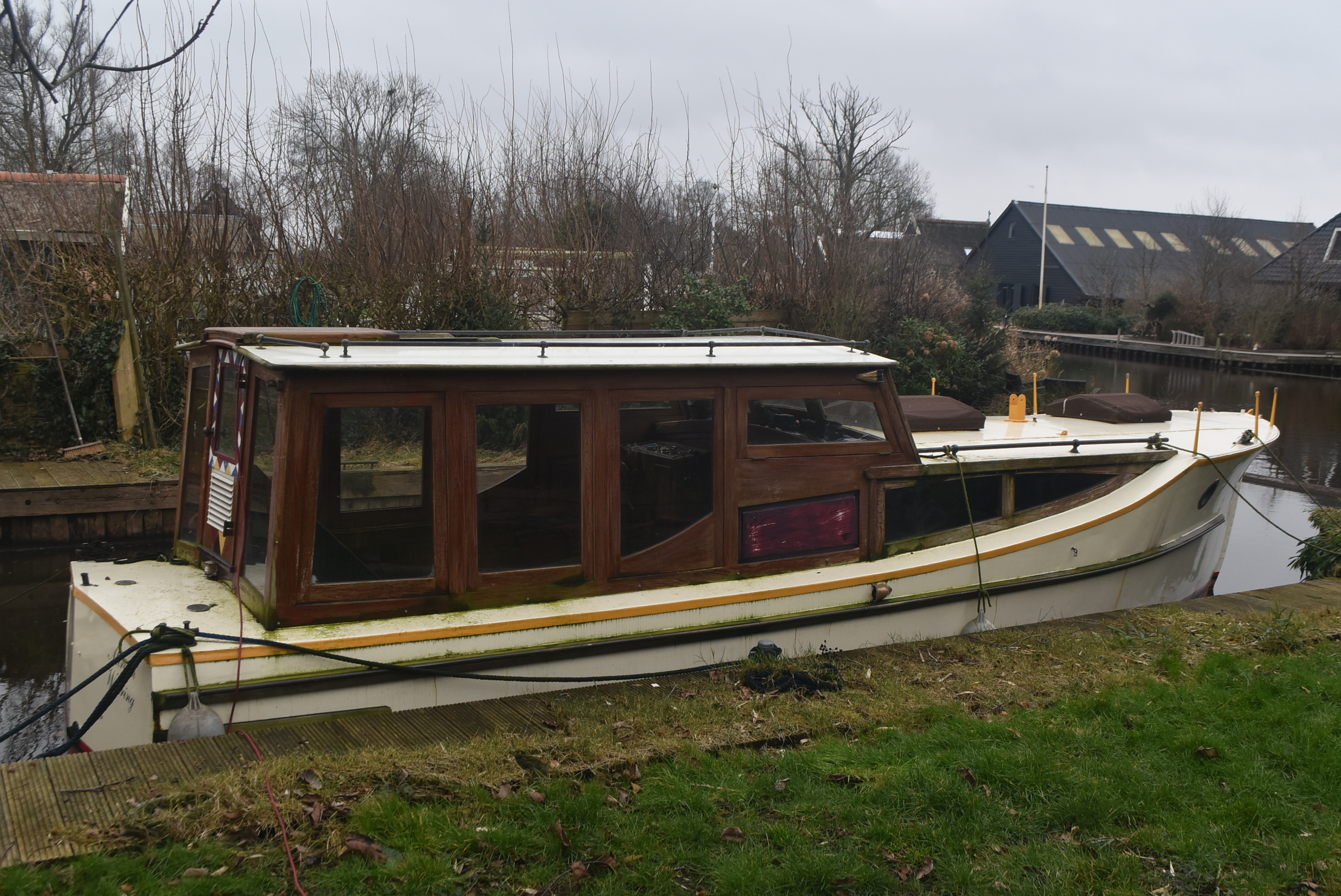 Bakdeksalonkruiser 9.00