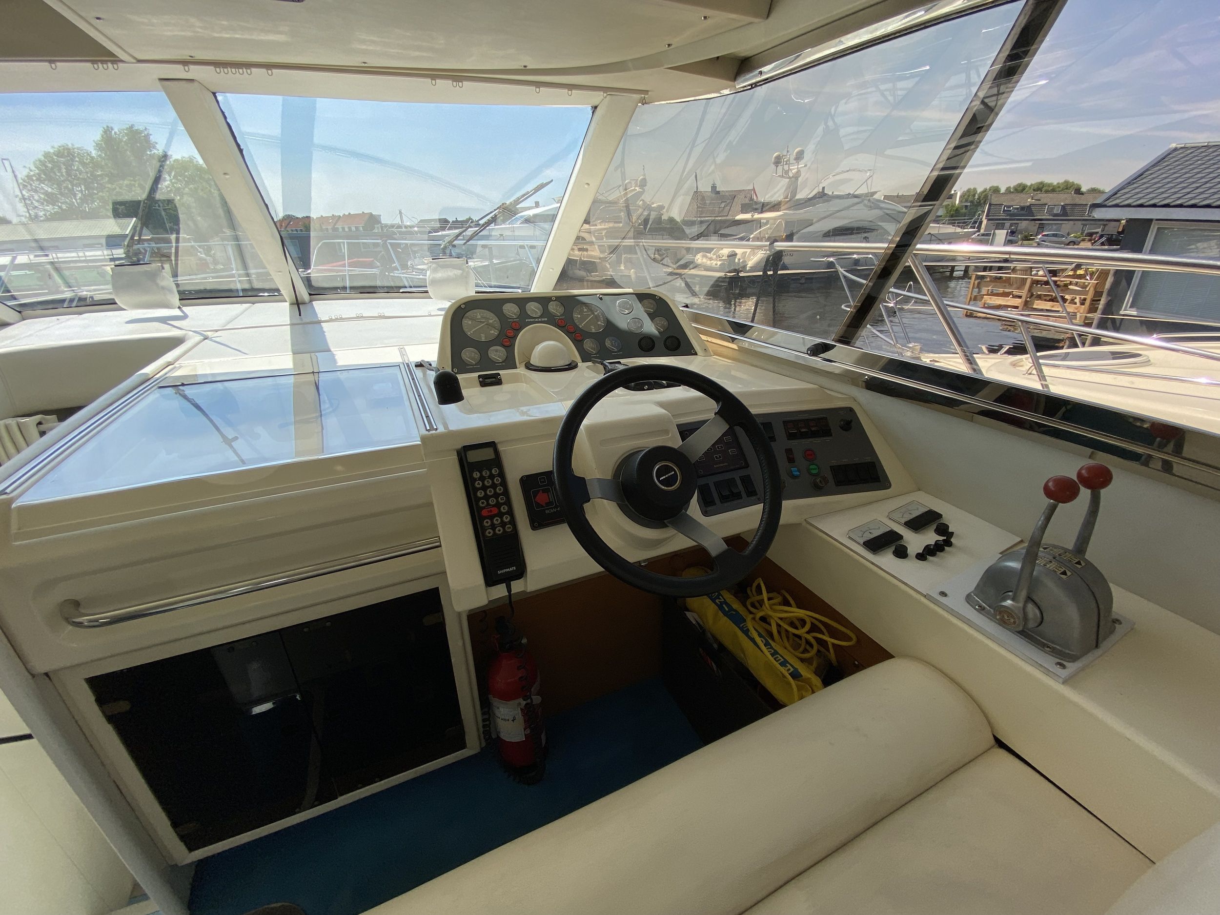 Princess 48 Flybridge