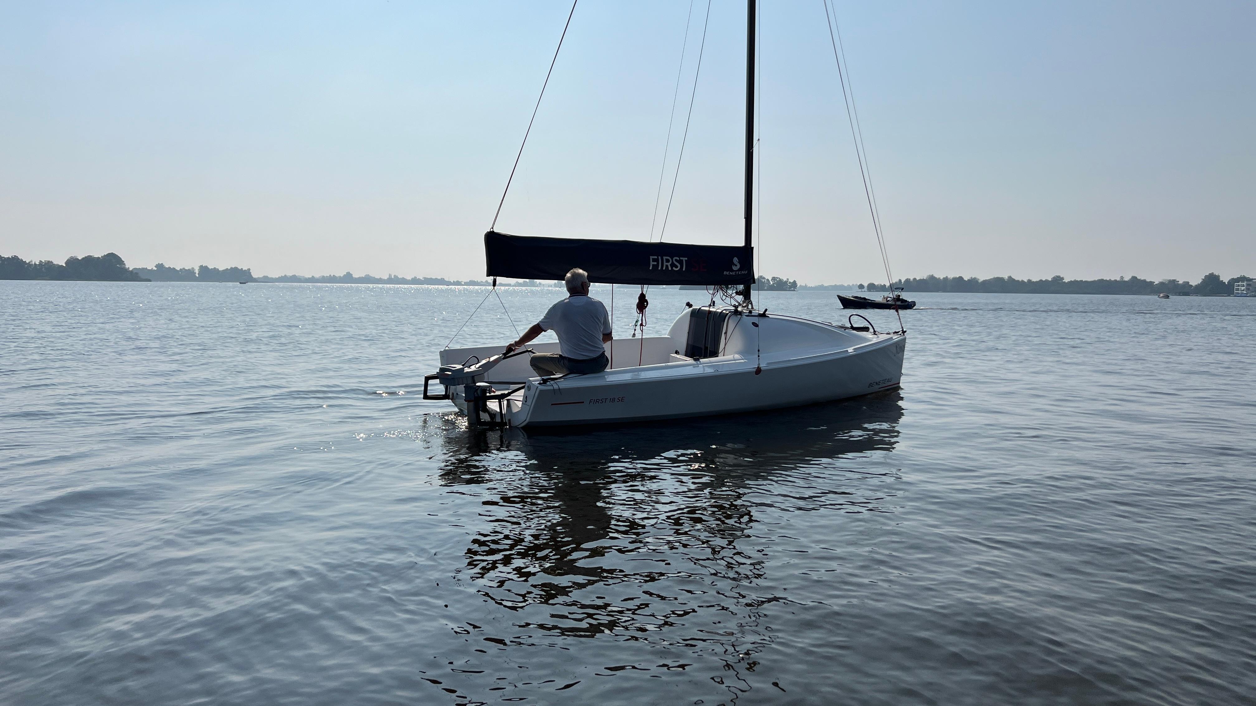 Beneteau First 18 SE