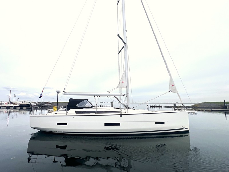 Dufour 430 GL