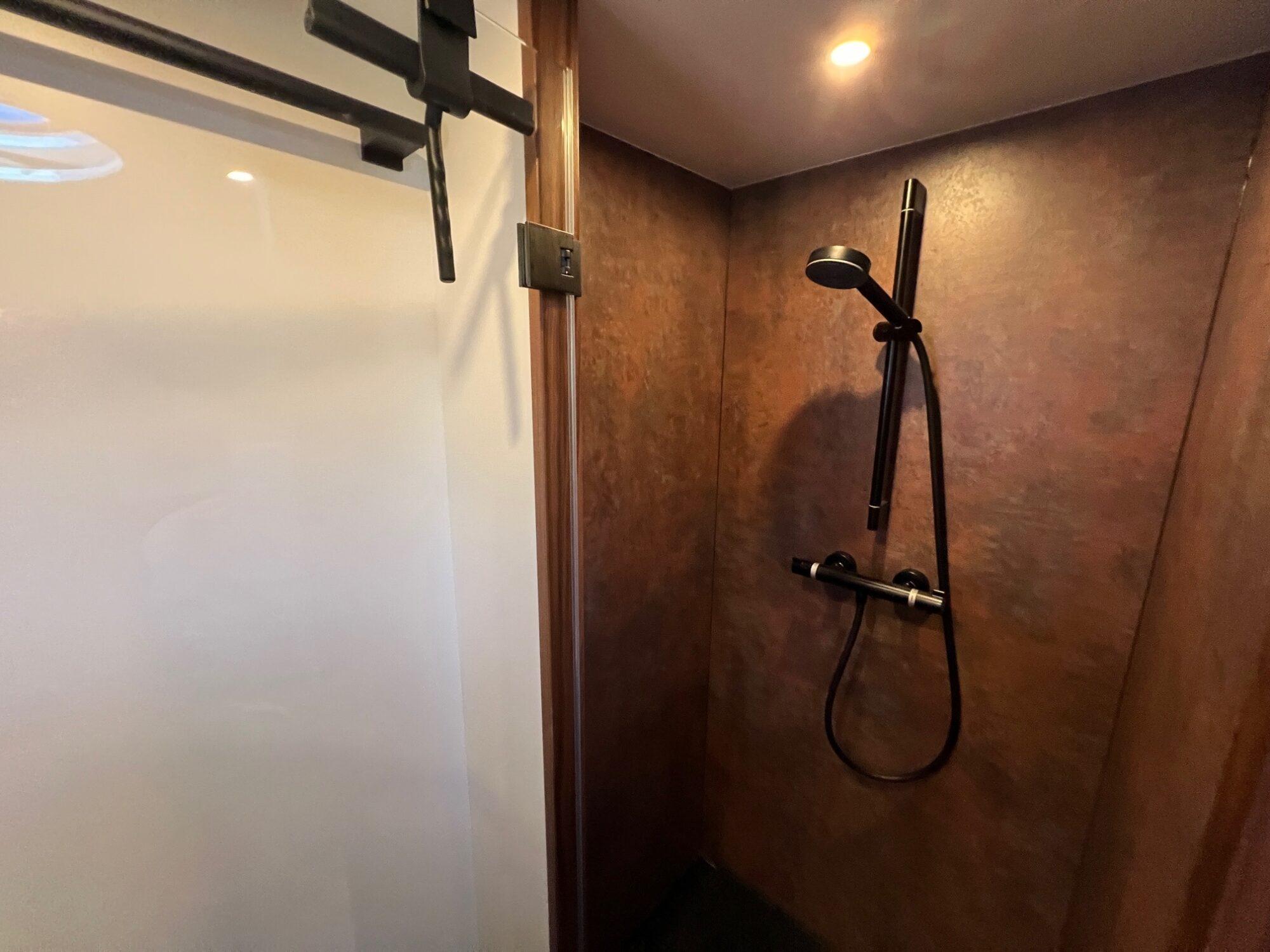 Van den Hoven Van den Hoven Executive 15.00 MK II