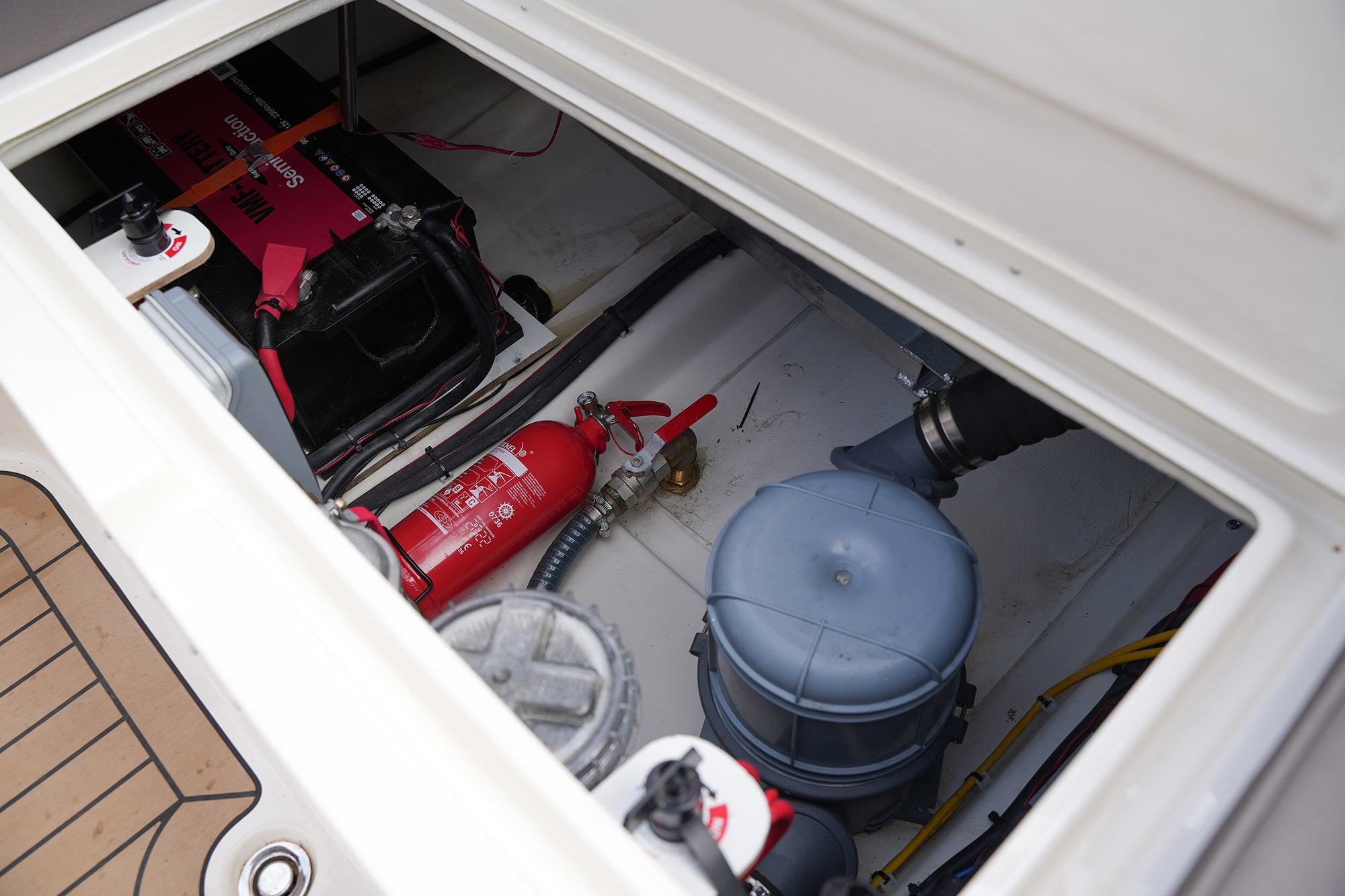 Interboat Intender 780