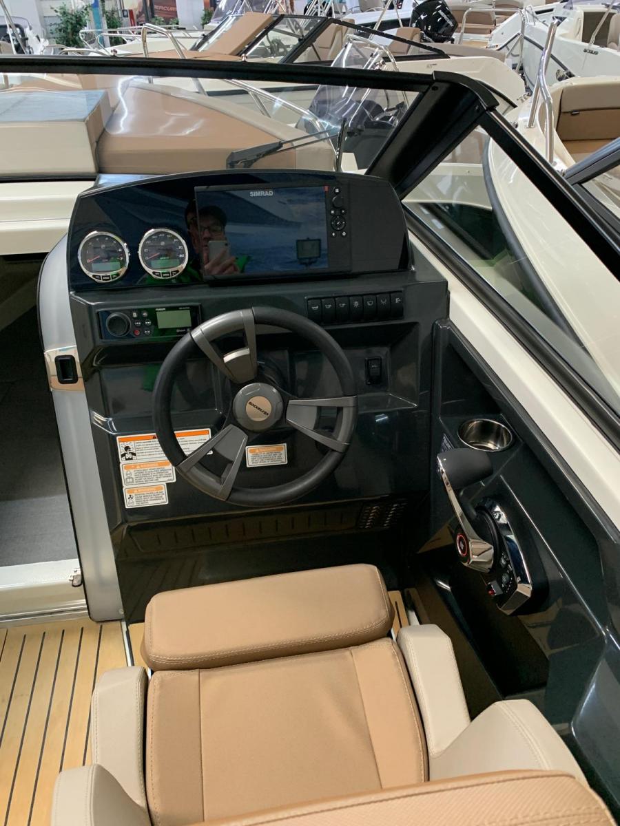 Quicksilver 675 Activ Cruiser