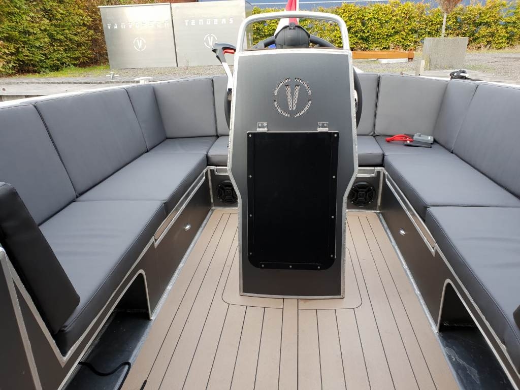 Van Vossen VanVossen Tender 888 (sport)