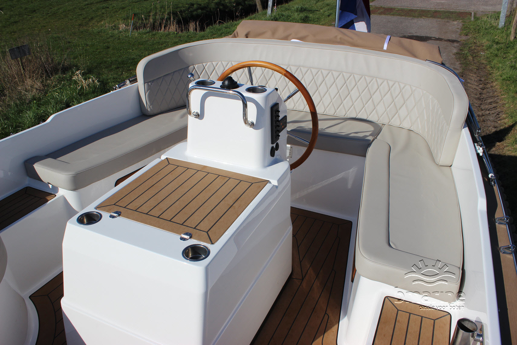 Interboat 22 Xplorer