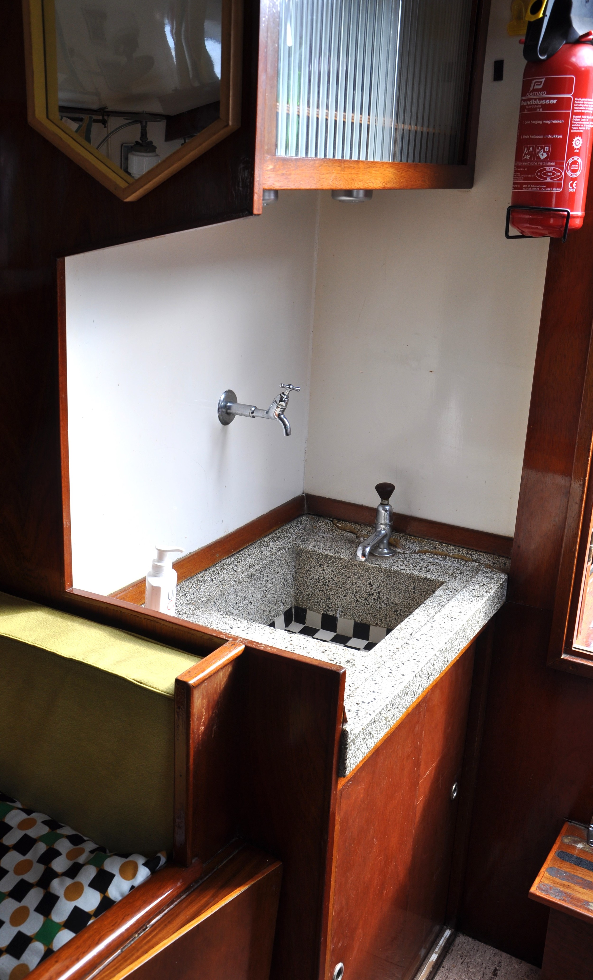 Zeeschouw Jonker En Paans