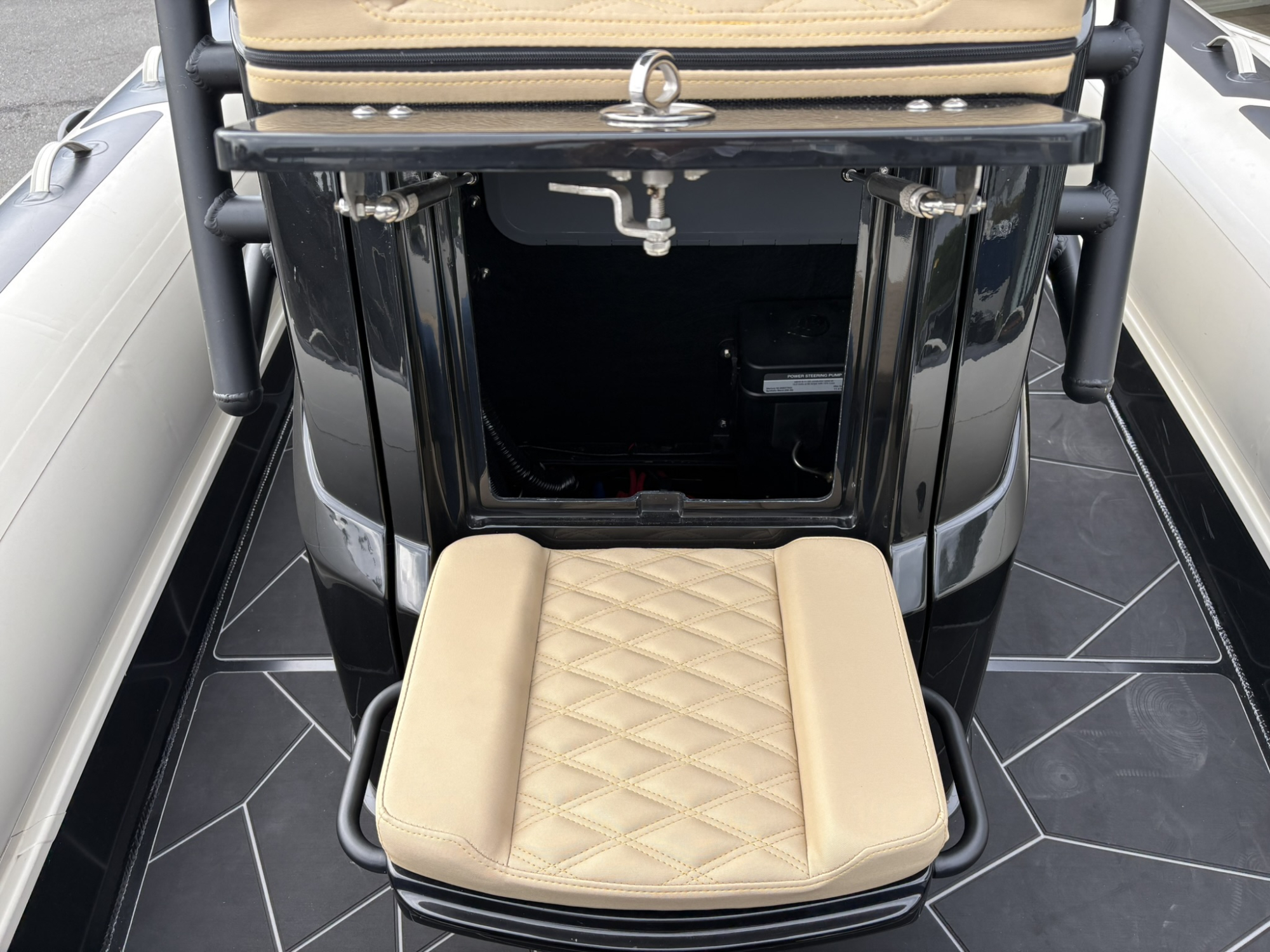 Highfield AANBIEDING -  Sport 800 met Mercury 350 pk V10 op voorraad!