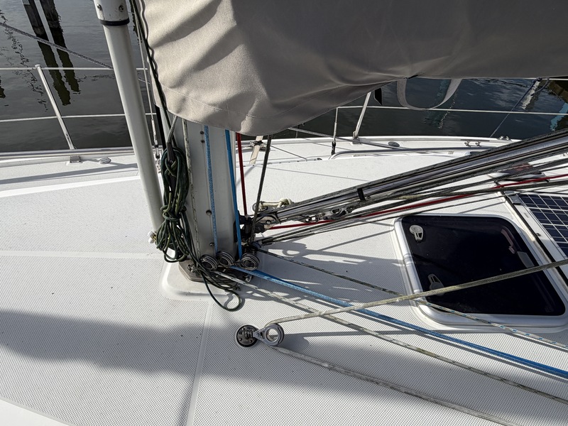 Catalina 320