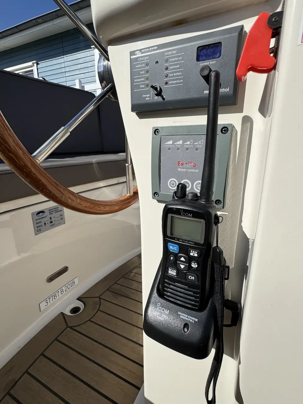 Intercruiser 27 Cabin