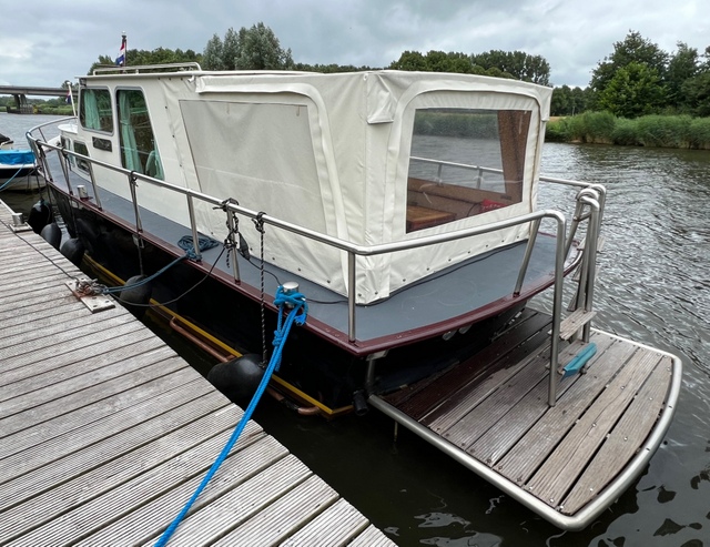 Merwe Kruiser 10.40 OK