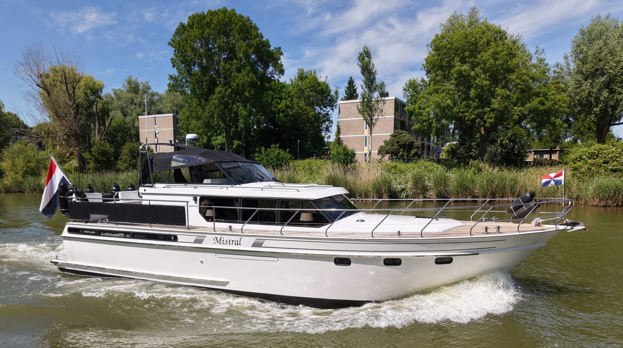 Valkkruiser Super Falcon 45 Cabrio