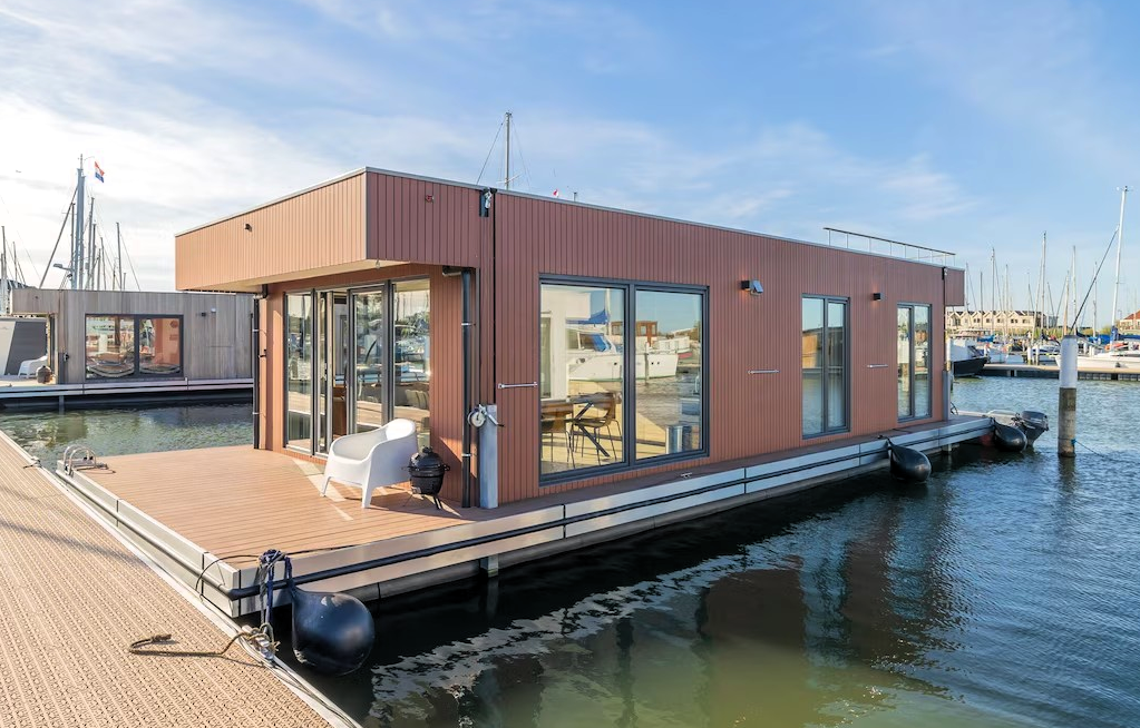 Surla 15 Houseboat Zelfvoorzienend
