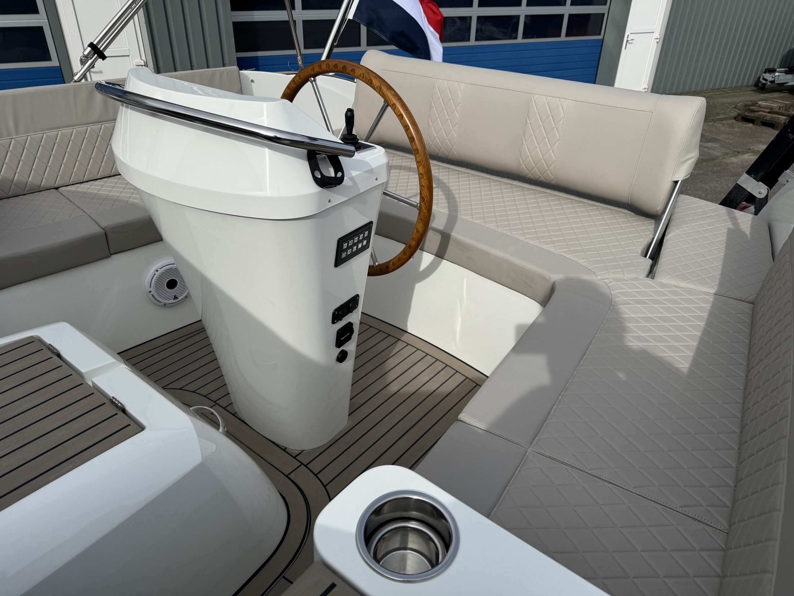 Antaris Seventy5 (op voorraad) snel varend  *Aanbieding demonstratiemodel*