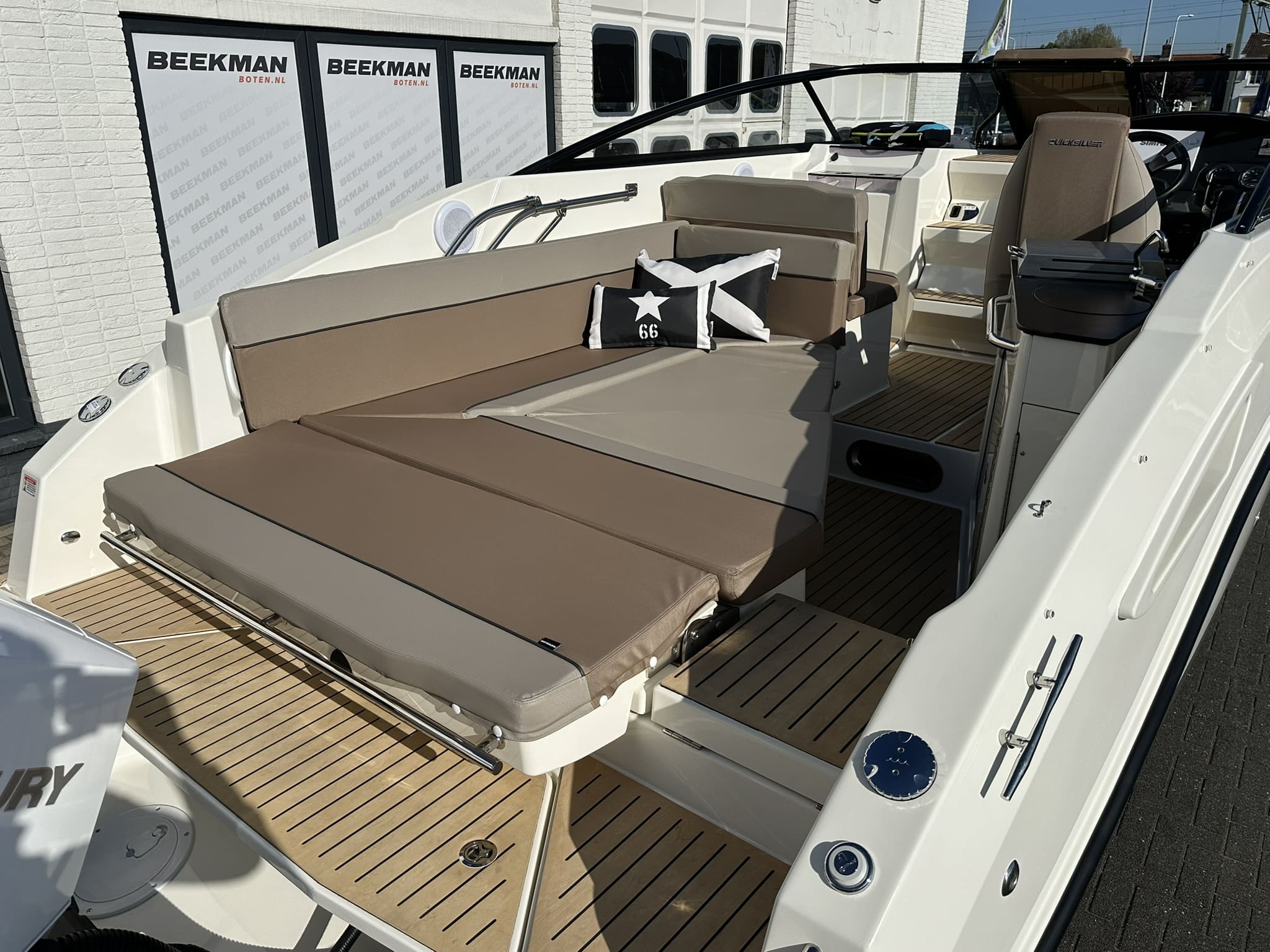 Quicksilver 805 Cruiser