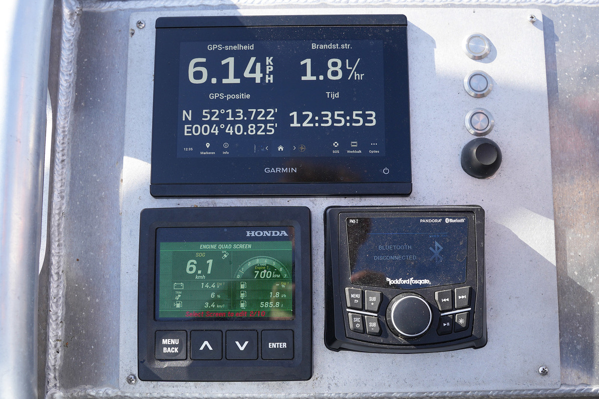 Dock Steel 650