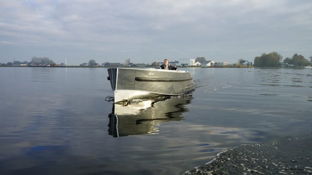 Van Vossen 650 Plugin-E-Tender ZONDAGS GEOPEND