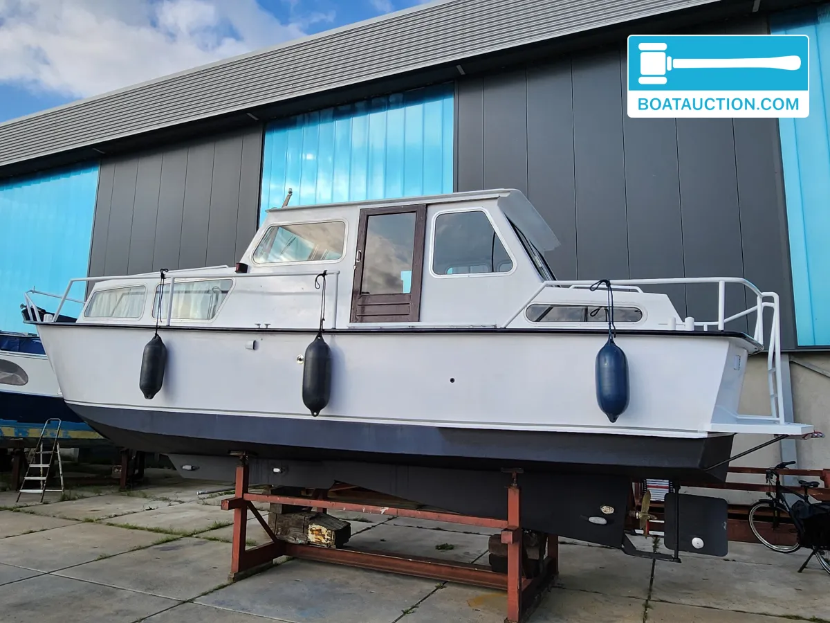 Motorboat 1050