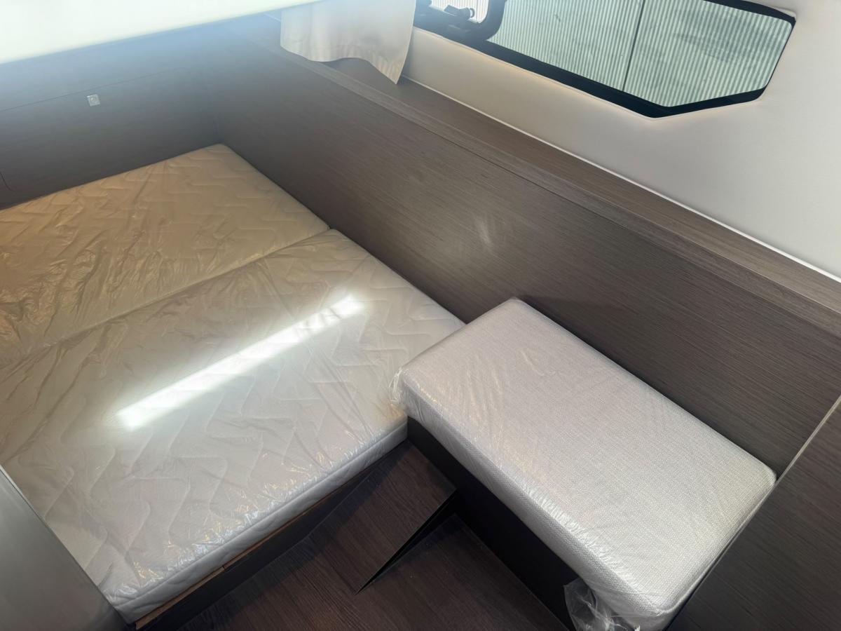 Jeanneau Merry Fisher 895 serie 2. Dit schip is aanwezig op de Yamaha stand van hiswa te water 2026.