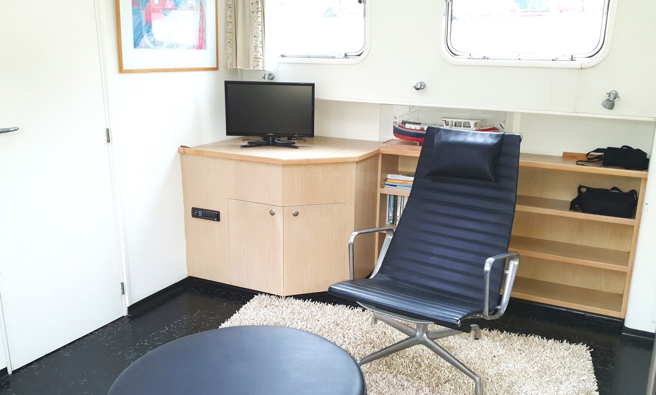 Luxe Motor ( Euroship ) 18.00 ( ONDER BOD )