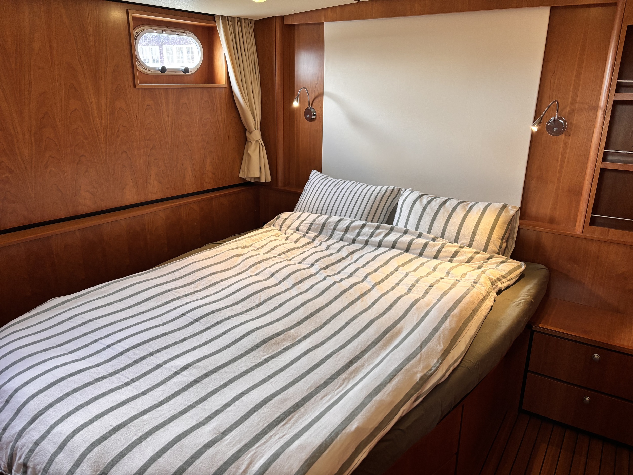 Linssen Grand Sturdy 40.9 AC