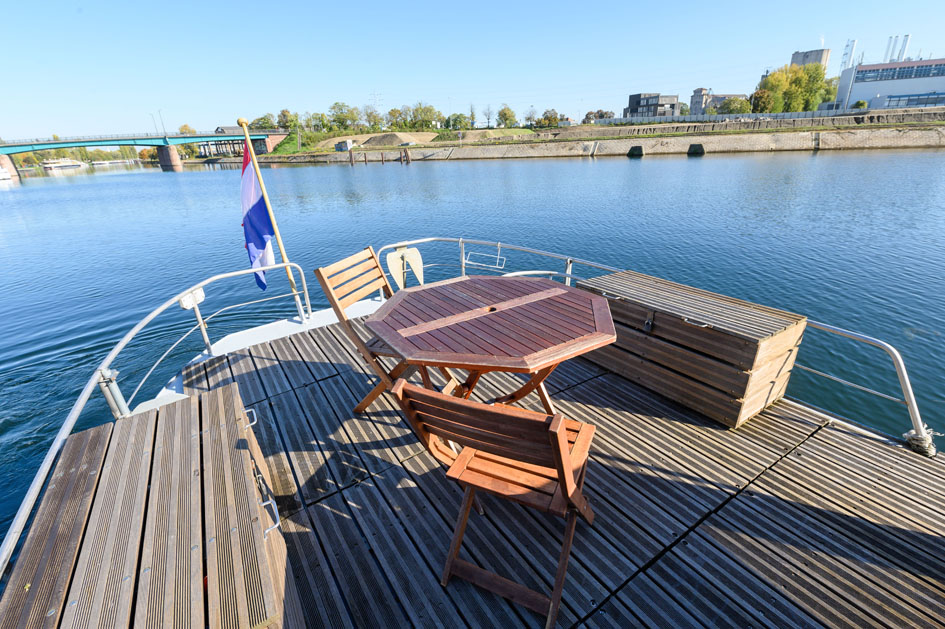 Luxe Motor 21.18 met UBC