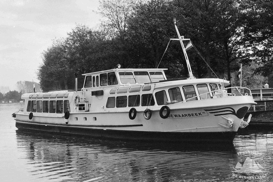 Dagpassagiersschip 152 pers