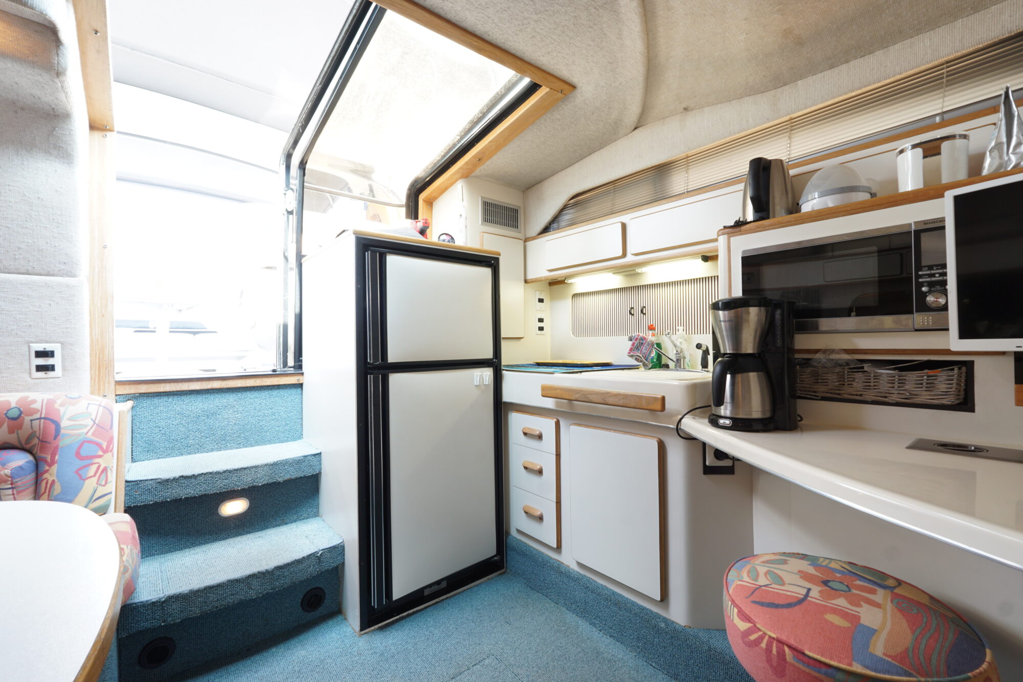 Sea Ray 400 Express Cruiser