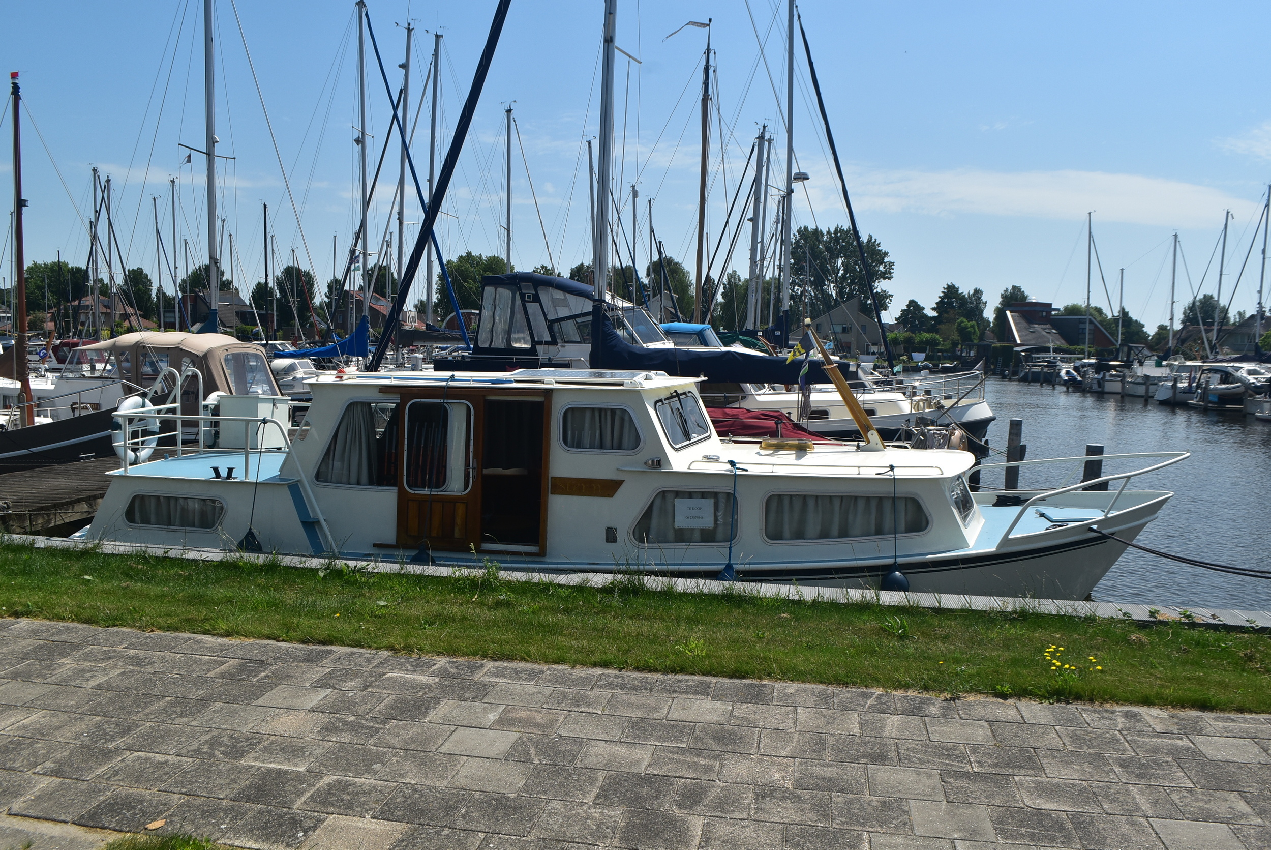 Motorkruiser One Off 9.70 AK