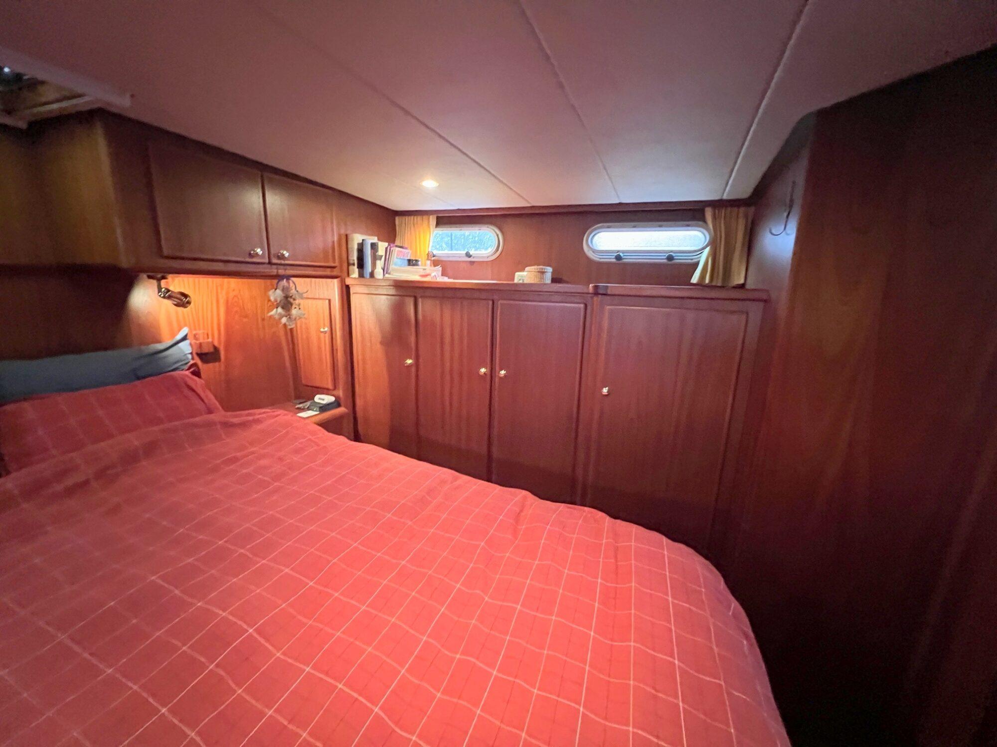 Vripack Vripack Spiegelkotter 12.00 AK Cabrio