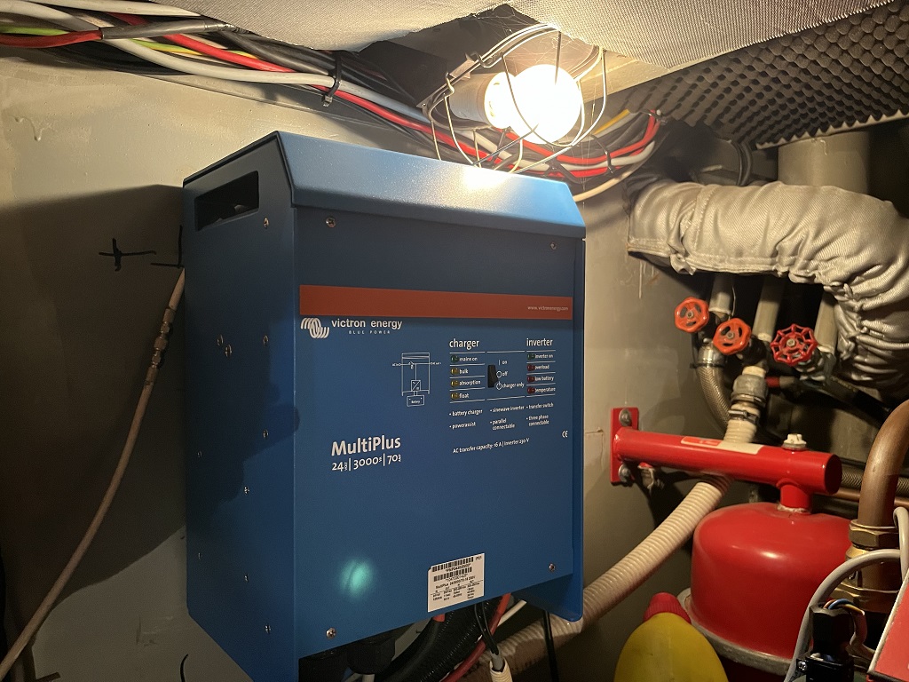 Blauwe Hand Trawler 1400