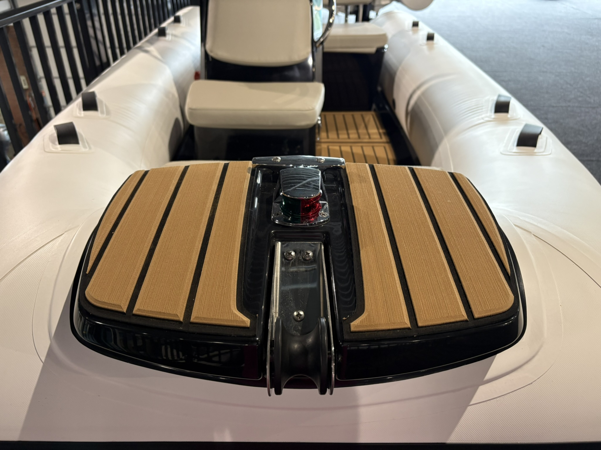 Grand Ribs Grand Silver Line 370