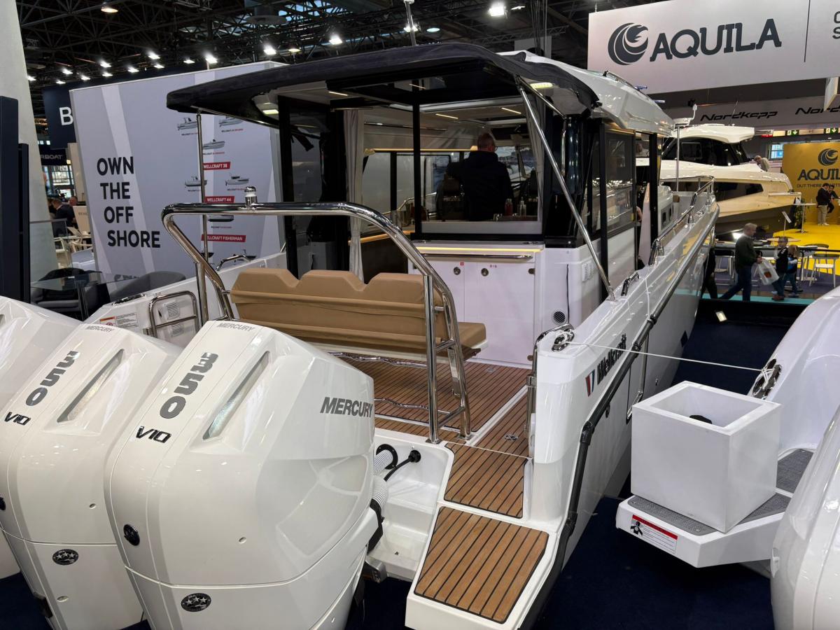 WELLCRAFT 38 EXPLORER