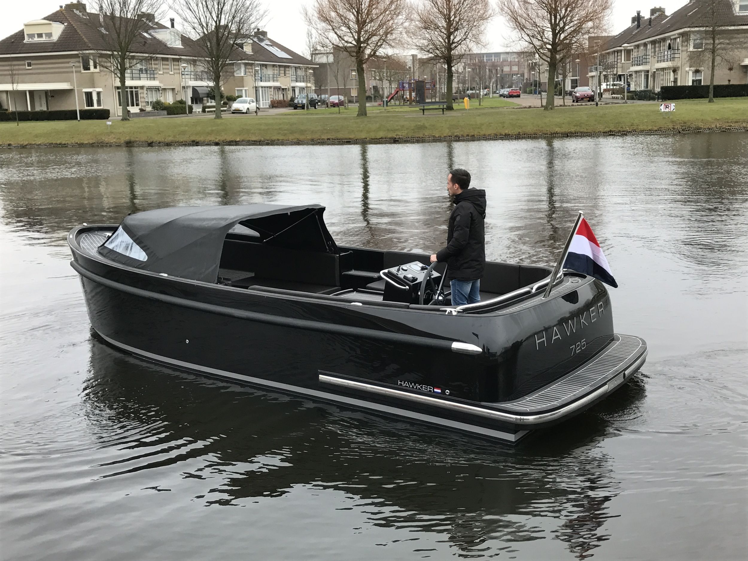 Seafury Hawker Tender 725