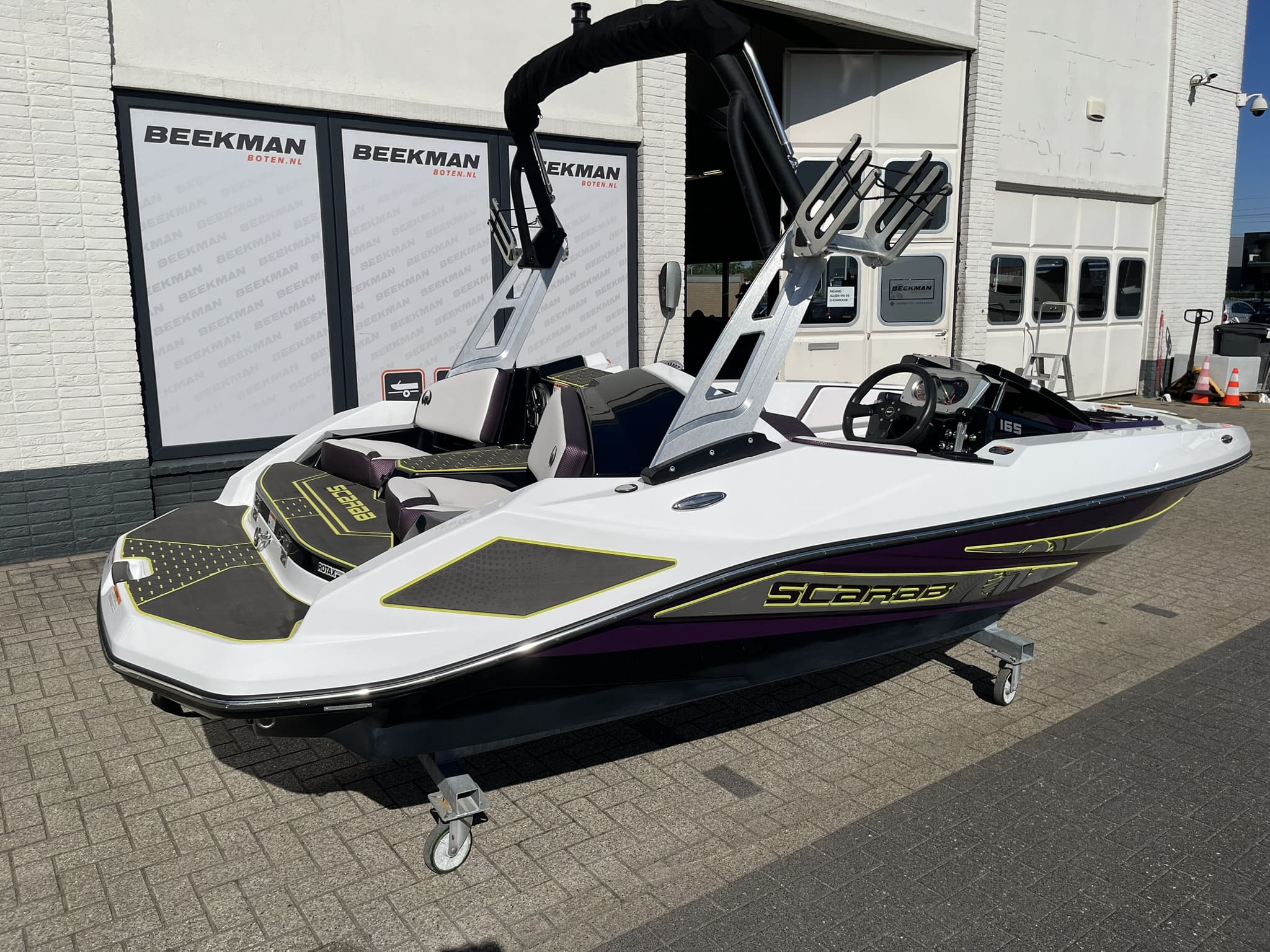 Scarab 165 ID