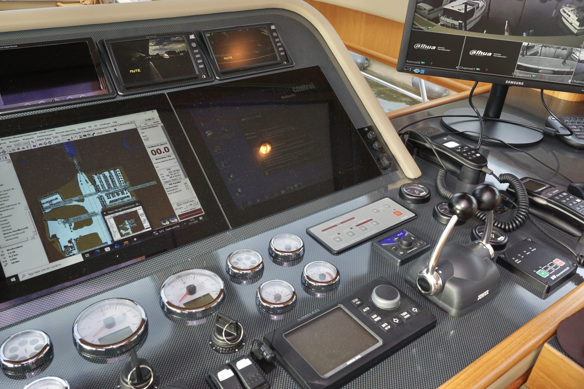 Van den Hoven Exclusive 18.00 VS