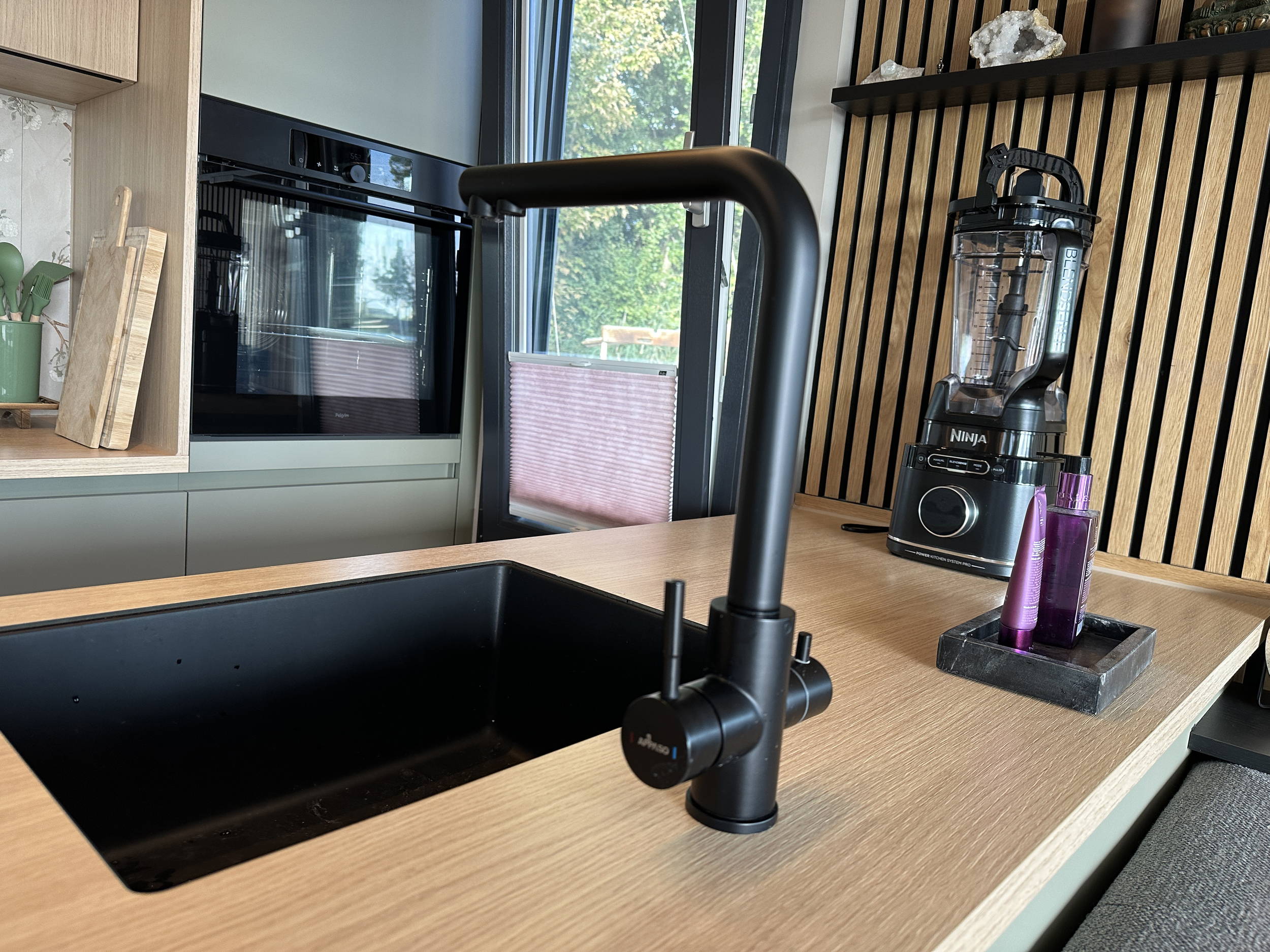 HT-Lofts Houseboat 15m Electric Propulsion