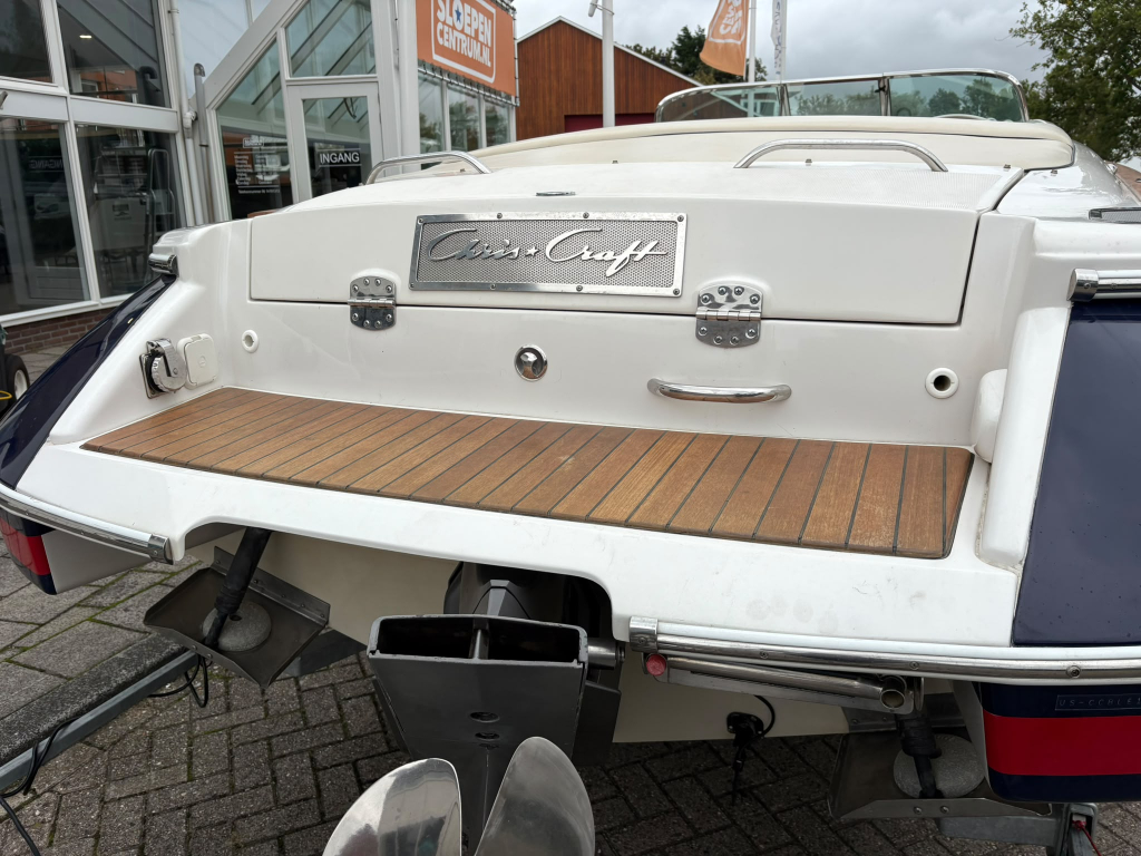 Chris Craft 25