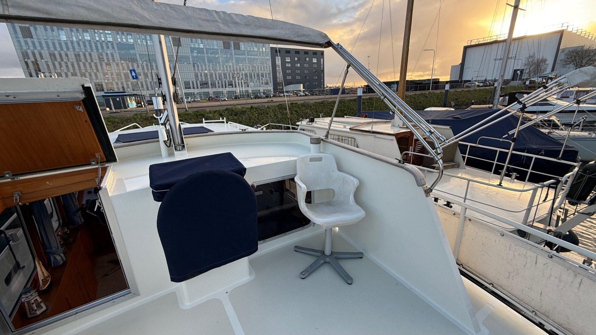 Monty Bank Monty Bank Kotter 41 AK Cabrio