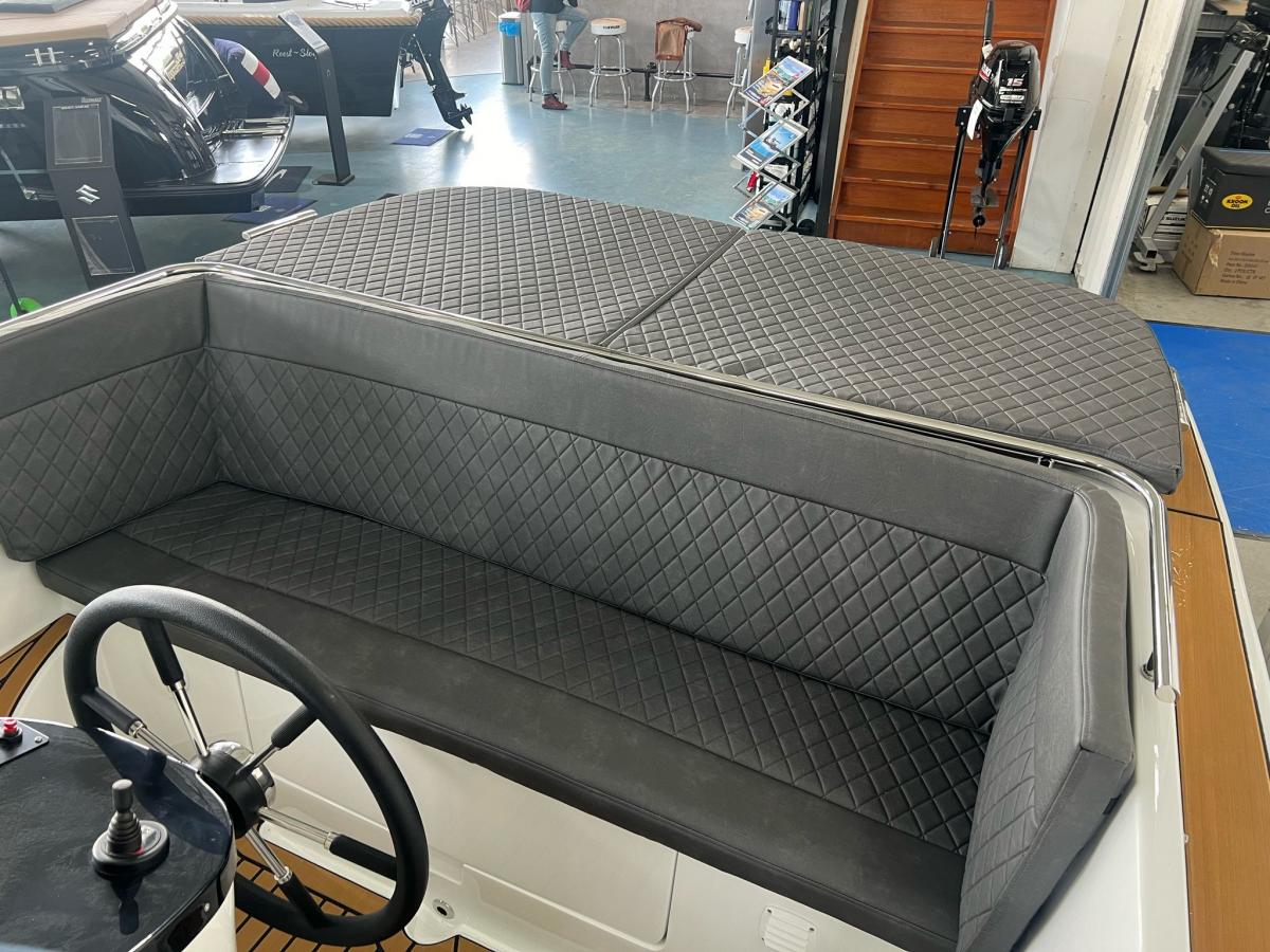 Maxima 620 Retro Tender
