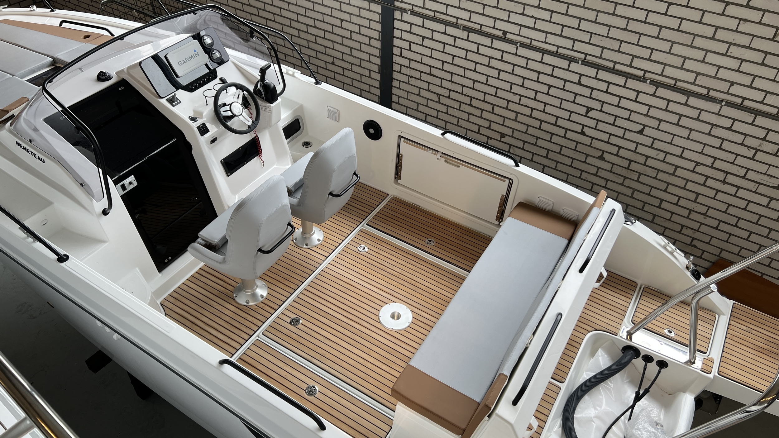 Beneteau Flyer 8 SUNdeck